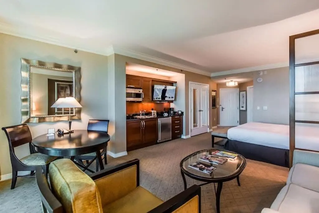 Amazing Strip View - Balcony Suite - The Signature Mgm 24707 Las Vegas